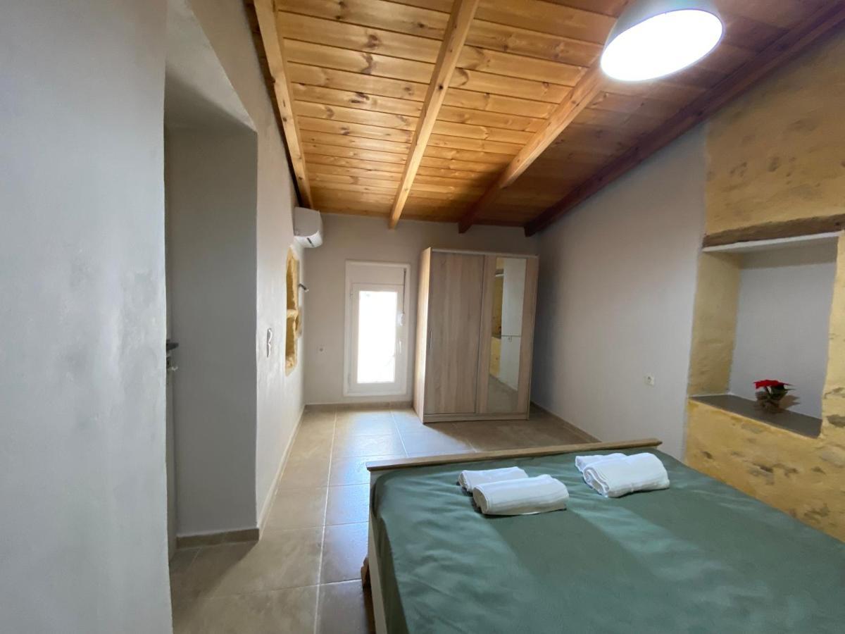 Casa Di Fragkiskos. Ένα Σπίτι Μέσα Στη Φύση. Villa Kondomarion Buitenkant foto