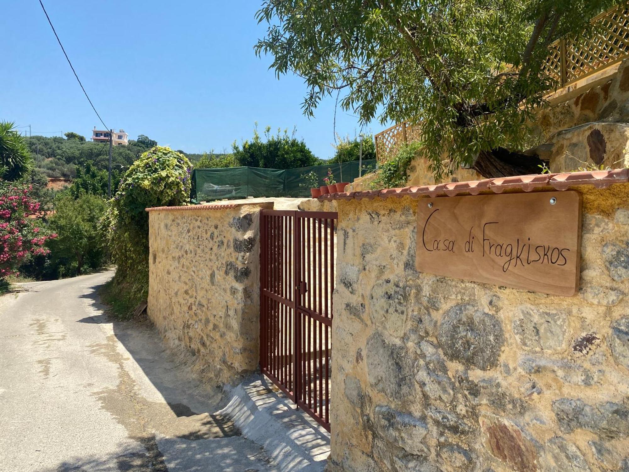 Casa Di Fragkiskos. Ένα Σπίτι Μέσα Στη Φύση. Villa Kondomarion Buitenkant foto